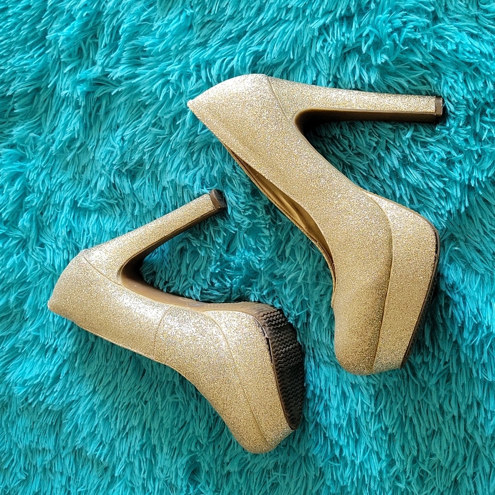 Mossimo Gold Glitter Heels Size 7